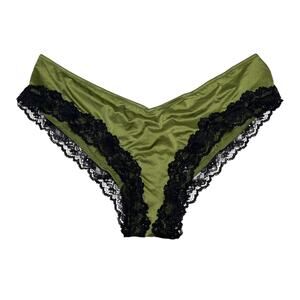 Victoria's Secret Lace-Trim High-Leg Cheeky Panty Perfect Pear Size Medium